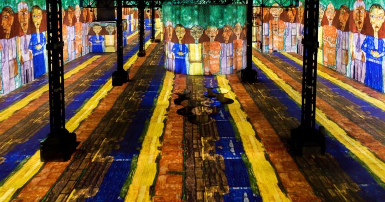 A New Immersive Installation in Paris Lets You Step inside Klimt’s Masterpieces