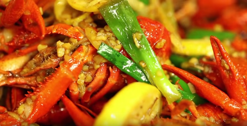 How Vietnamese Cooks Upped the Ante on the Cajun Crawfish Boil